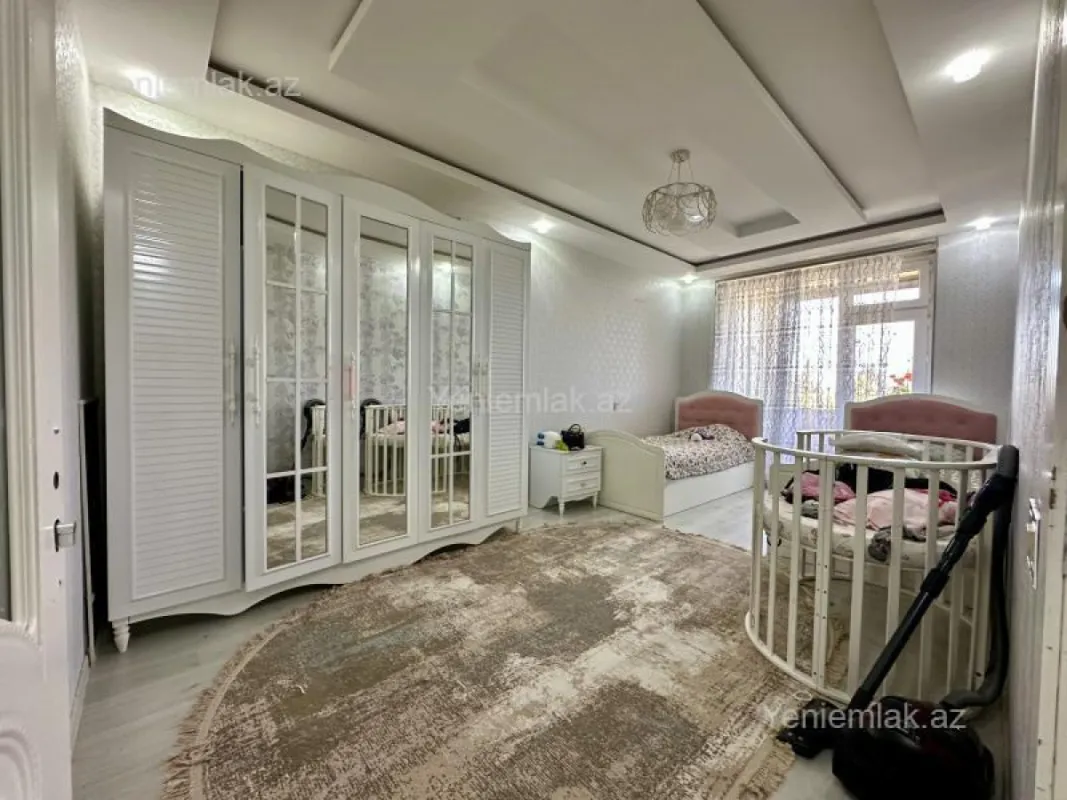 Satılır 3 otaqlı köhnə tikili 70 m²