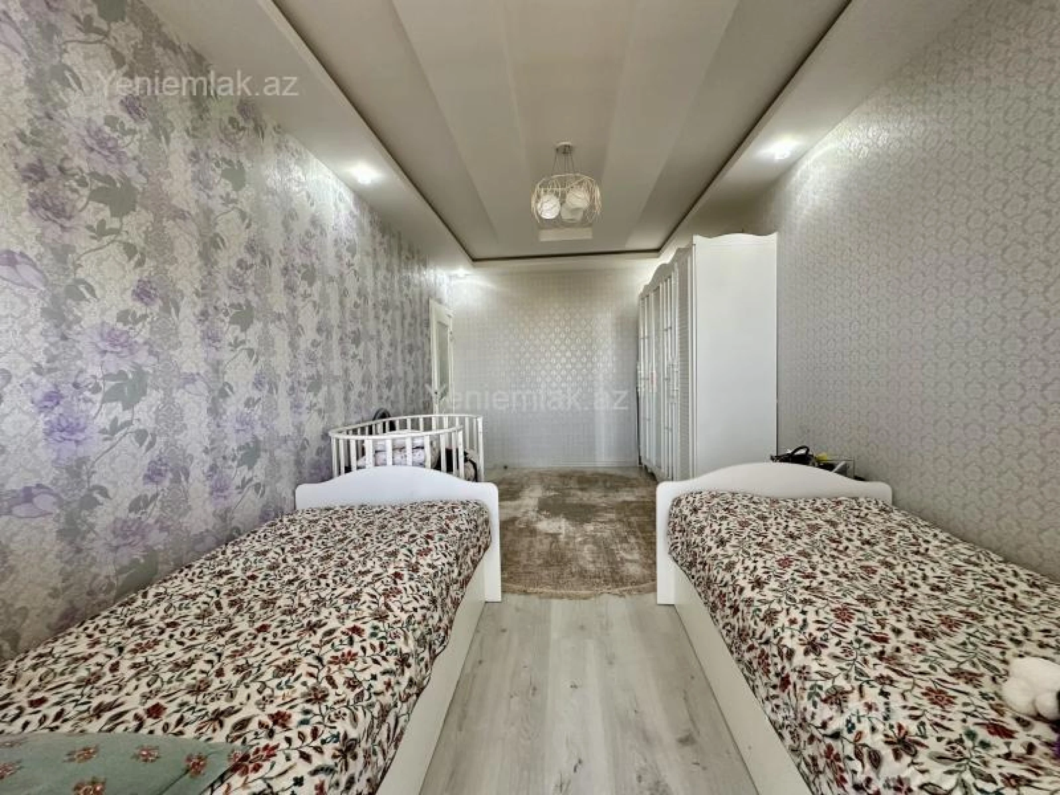 Satılır 3 otaqlı köhnə tikili 70 m²