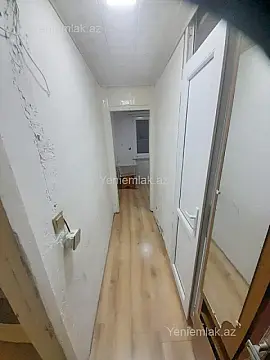 Satılır 1 otaqlı köhnə tikili 30 m²