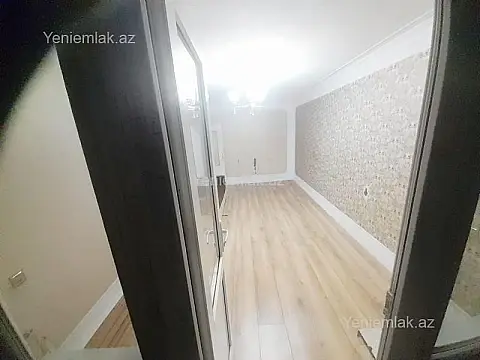 Satılır 1 otaqlı köhnə tikili 30 m²