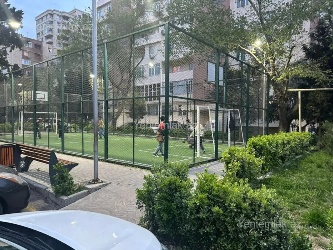 Satılır 2 otaqlı köhnə tikili 50 m²