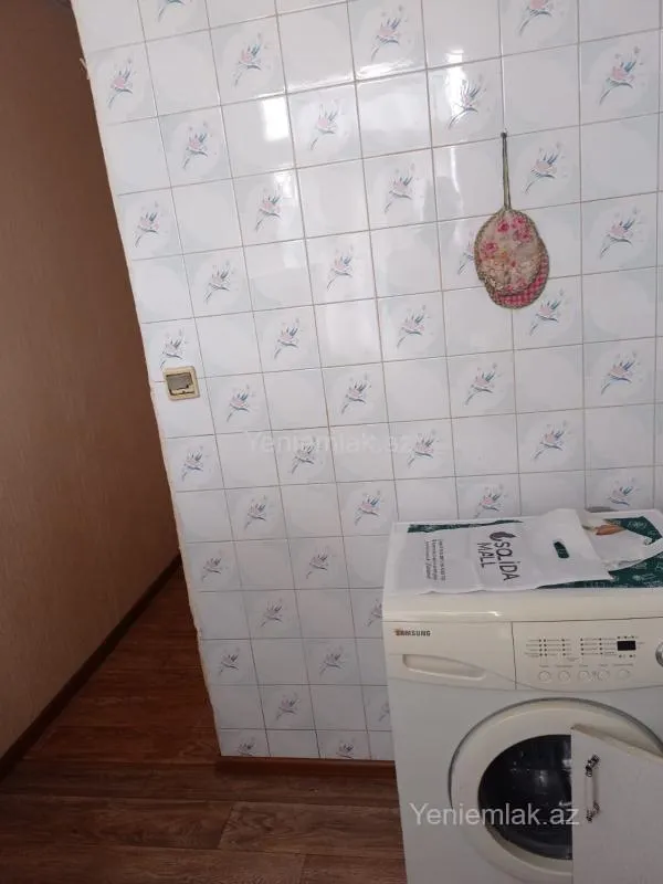 Satılır 2 otaqlı köhnə tikili 50 m²