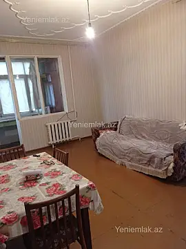 Satılır 2 otaqlı köhnə tikili 50 m²