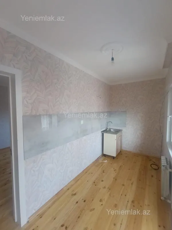 Satılır 1 otaqlı həyət evi 50 m²
