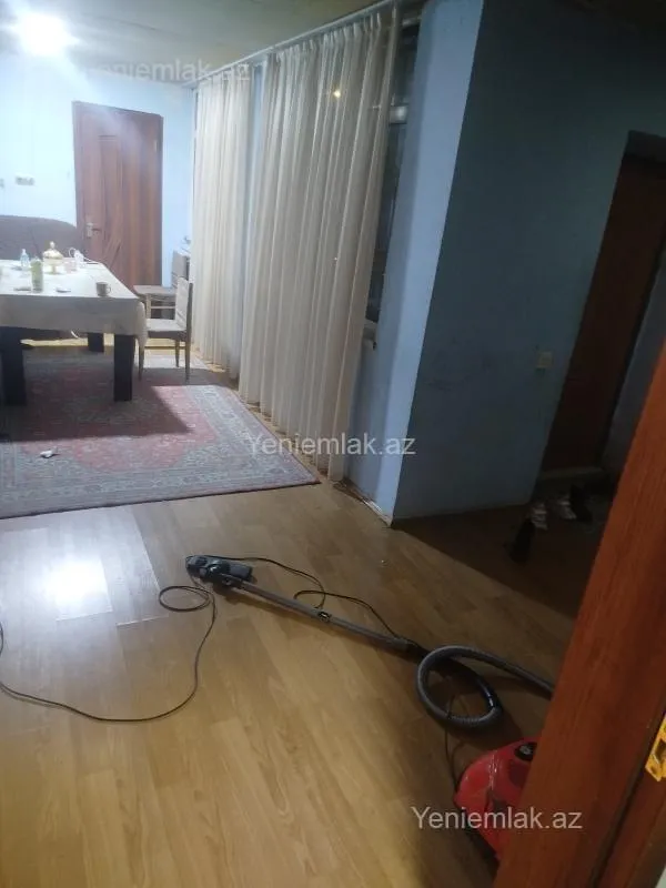 Satılır 6 otaqlı həyət evi 164 m²