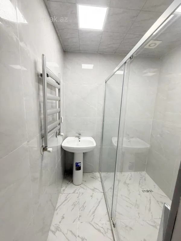 Satılır 2 otaqlı köhnə tikili 52 m²