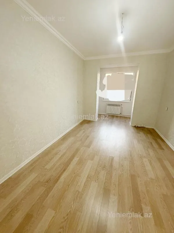 Satılır 2 otaqlı köhnə tikili 52 m²