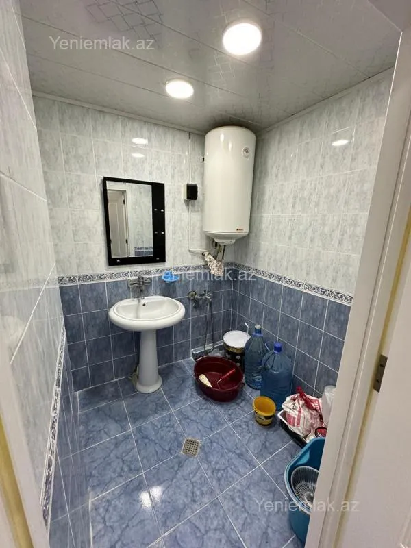 Satılır 3 otaqlı köhnə tikili 78 m²