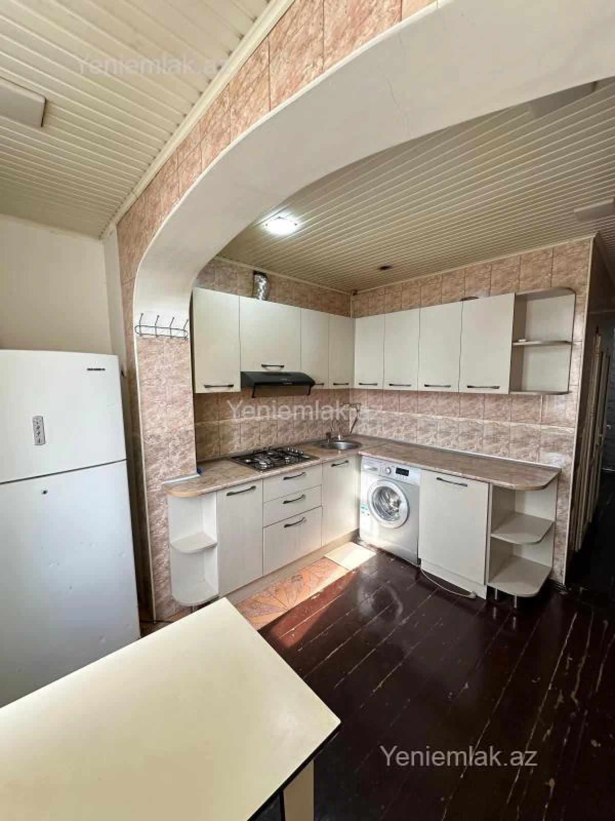 Satılır 3 otaqlı köhnə tikili 78 m²