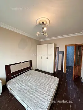 Satılır 3 otaqlı köhnə tikili 78 m²