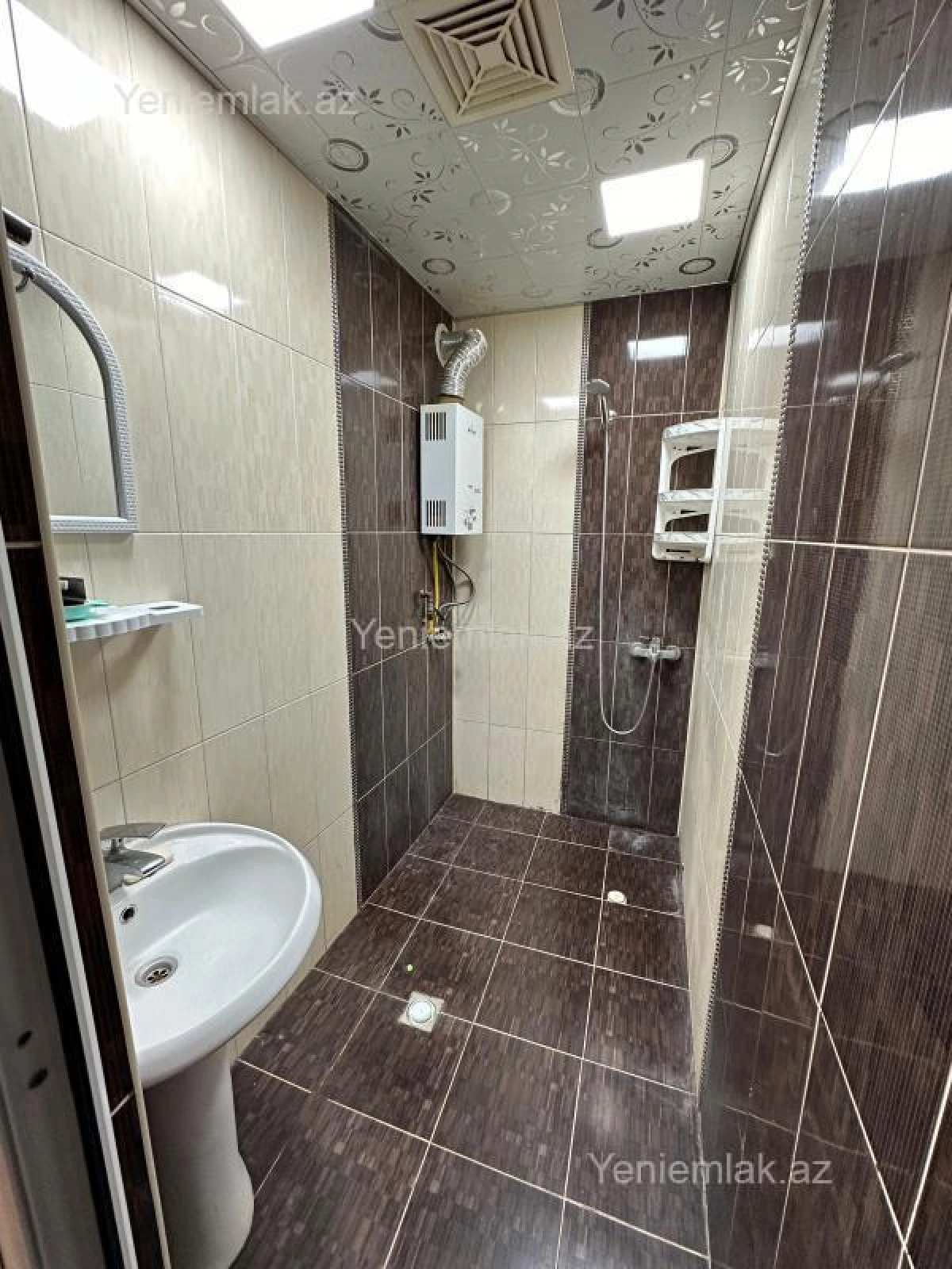 Satılır 3 otaqlı köhnə tikili 78 m²