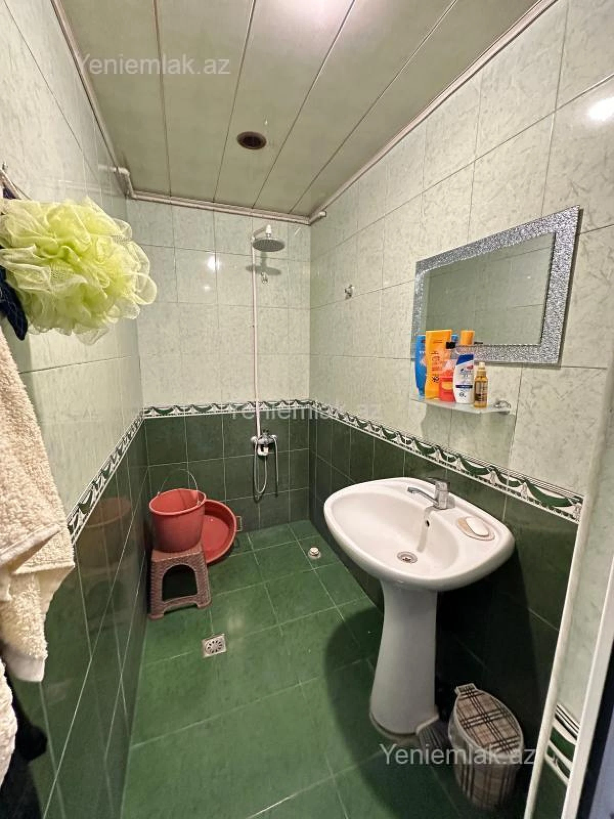 Satılır 2 otaqlı köhnə tikili 55 m²