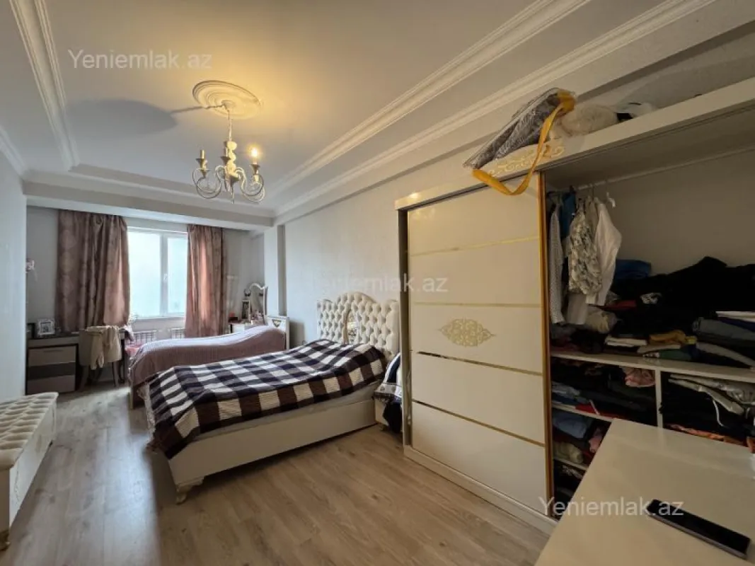 Satılır 2 otaqlı yeni tikili 71 m²