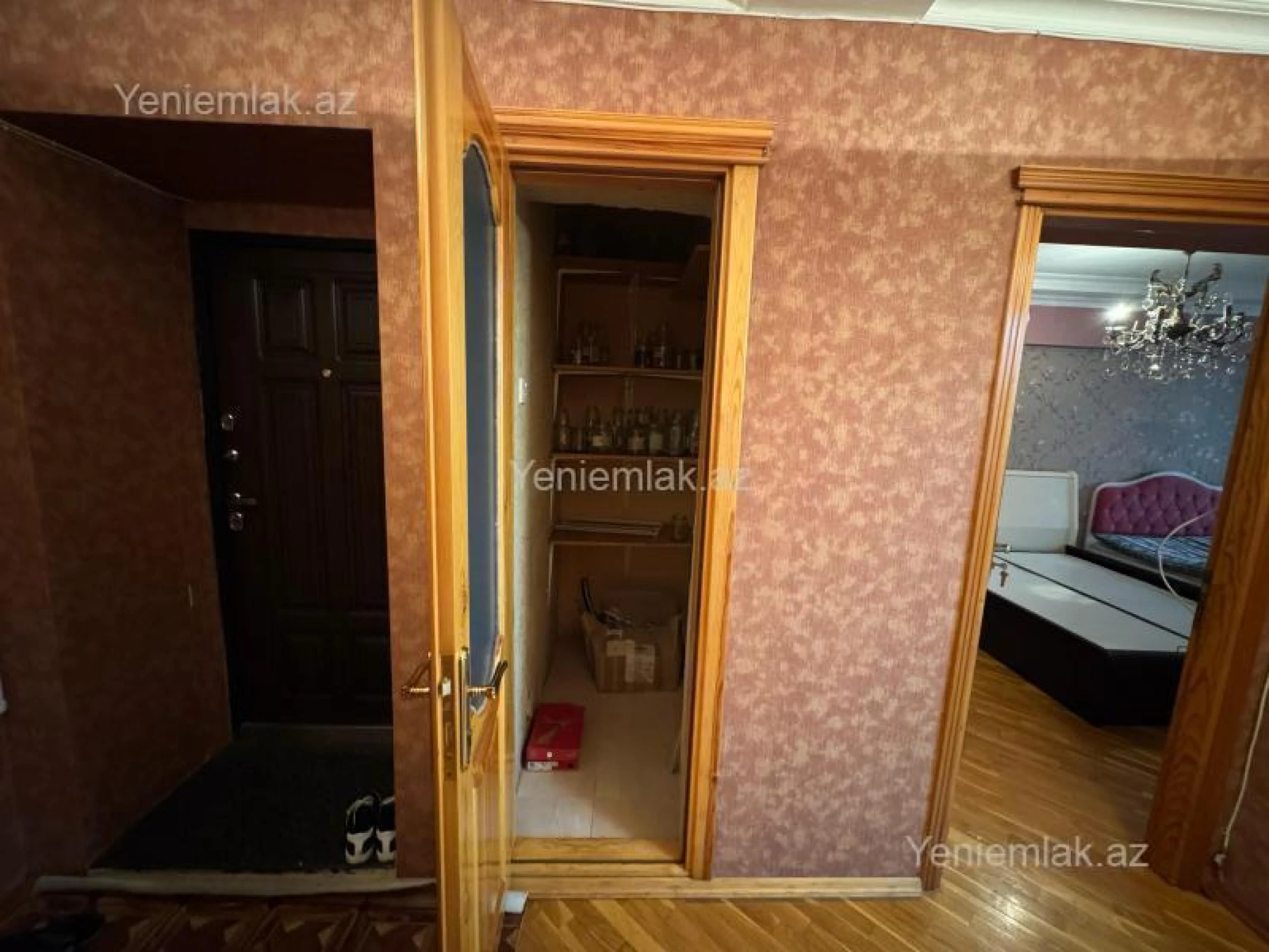 Satılır 3 otaqlı köhnə tikili 105 m²