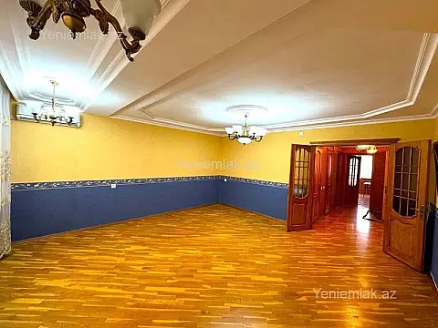 Satılır 3 otaqlı köhnə tikili 105 m²