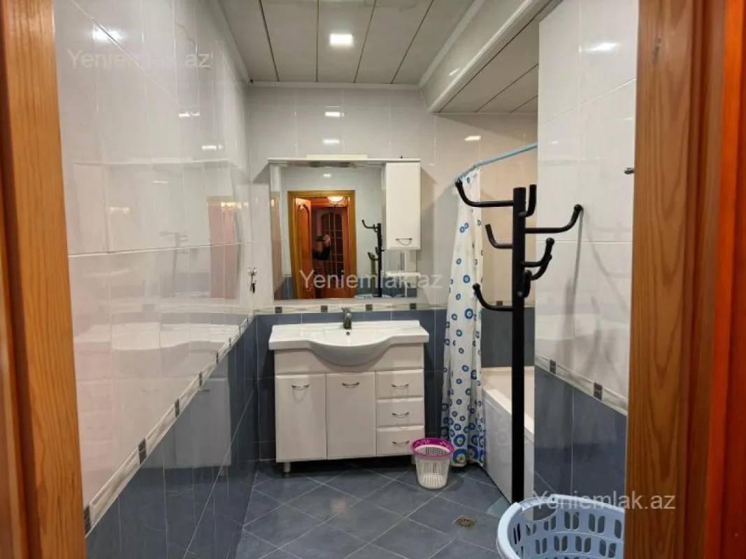 Satılır 3 otaqlı köhnə tikili 105 m²