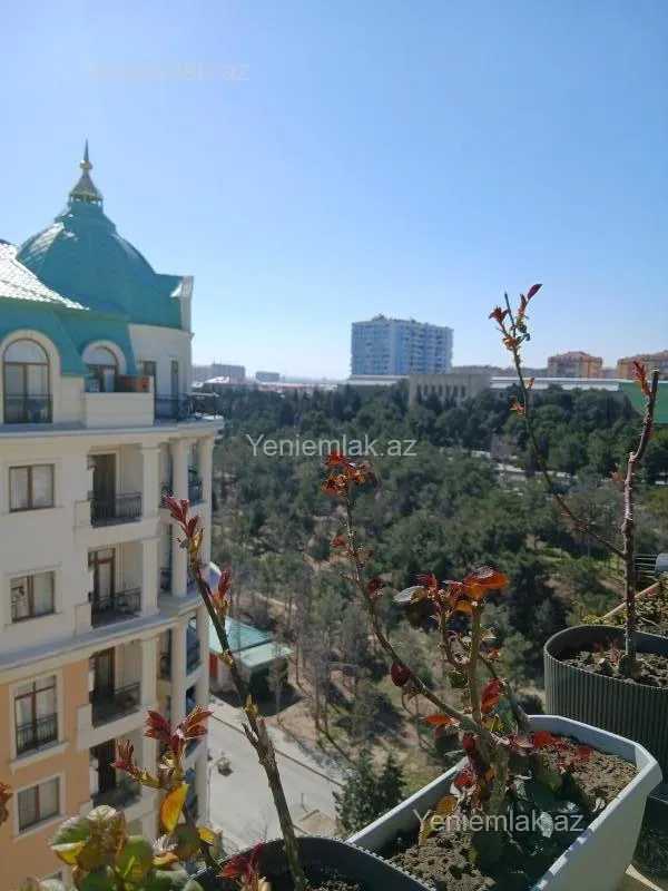 Satılır 4 otaqlı yeni tikili 108 m²