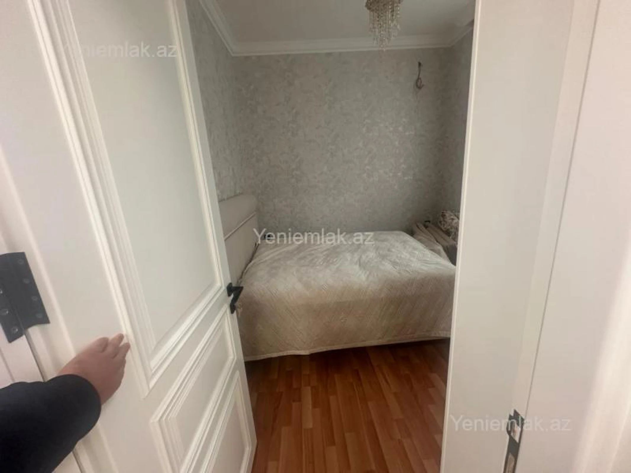 Satılır 6 otaqlı həyət evi 400 m²
