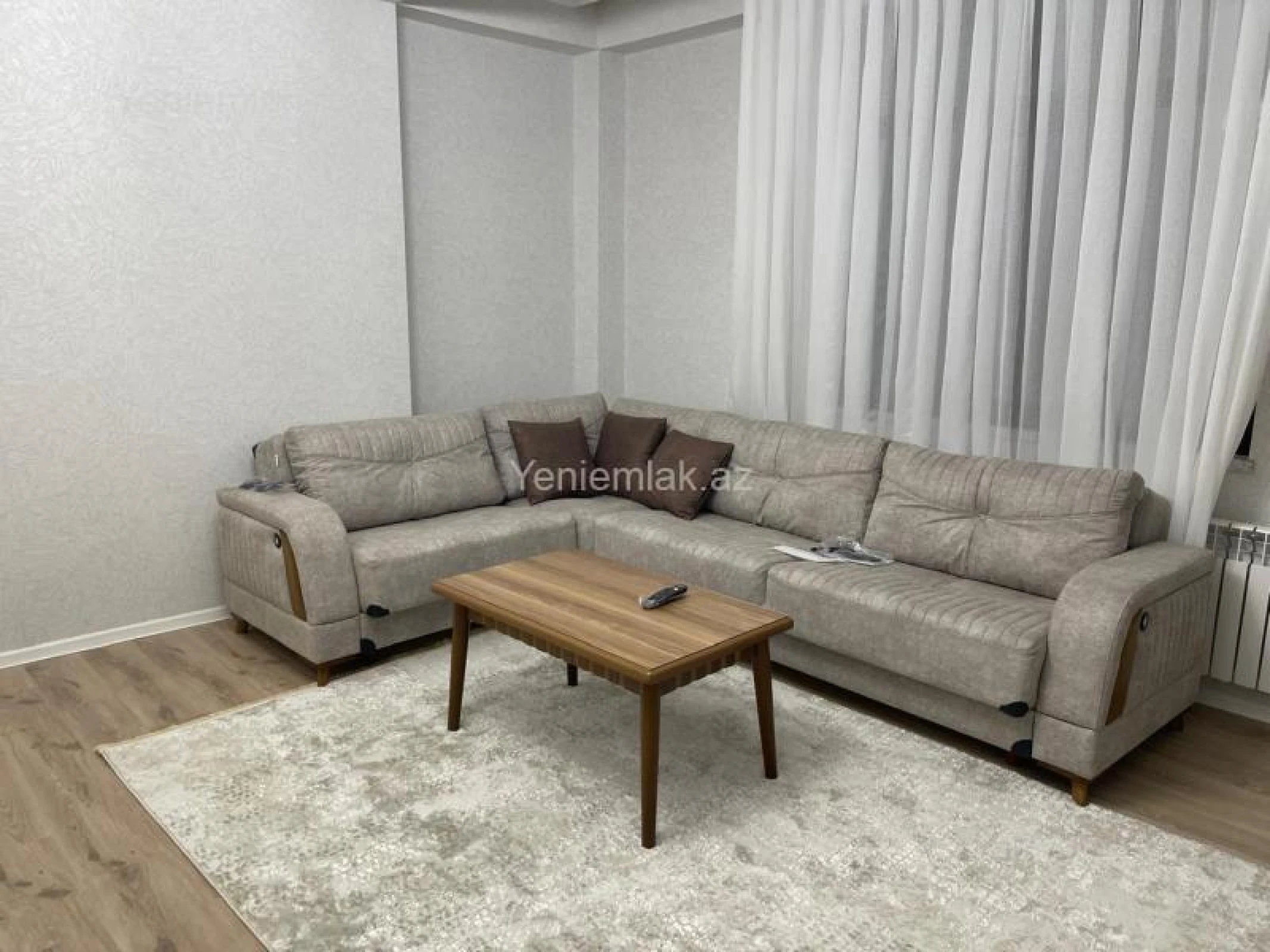 Satılır 2 otaqlı yeni tikili 76 m²