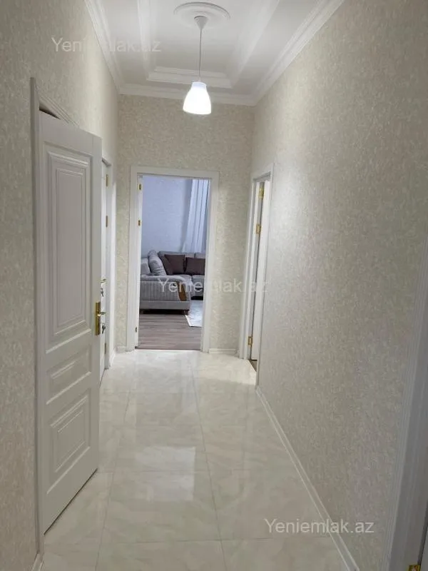 Satılır 2 otaqlı yeni tikili 76 m²