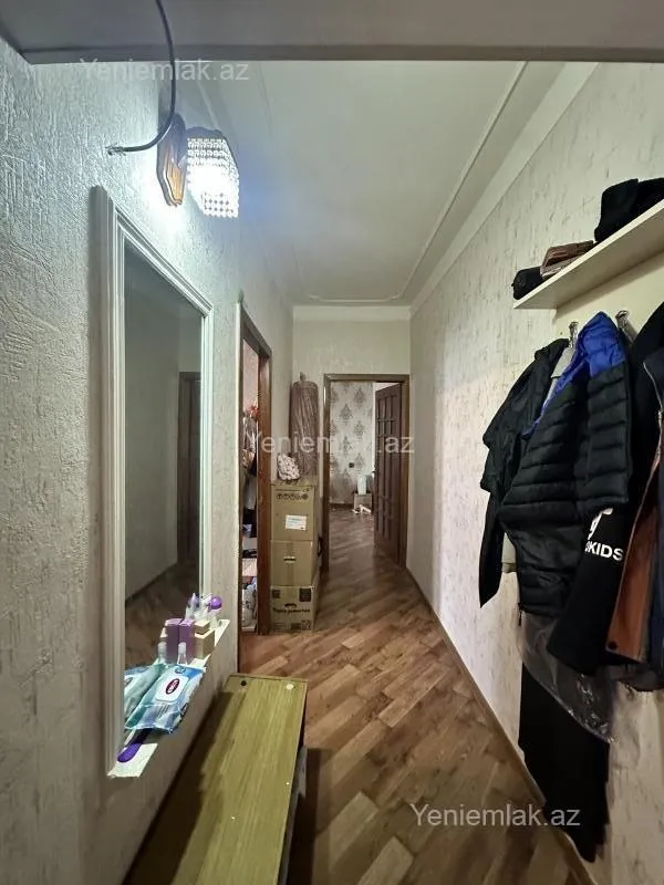 Satılır 2 otaqlı köhnə tikili 60 m²
