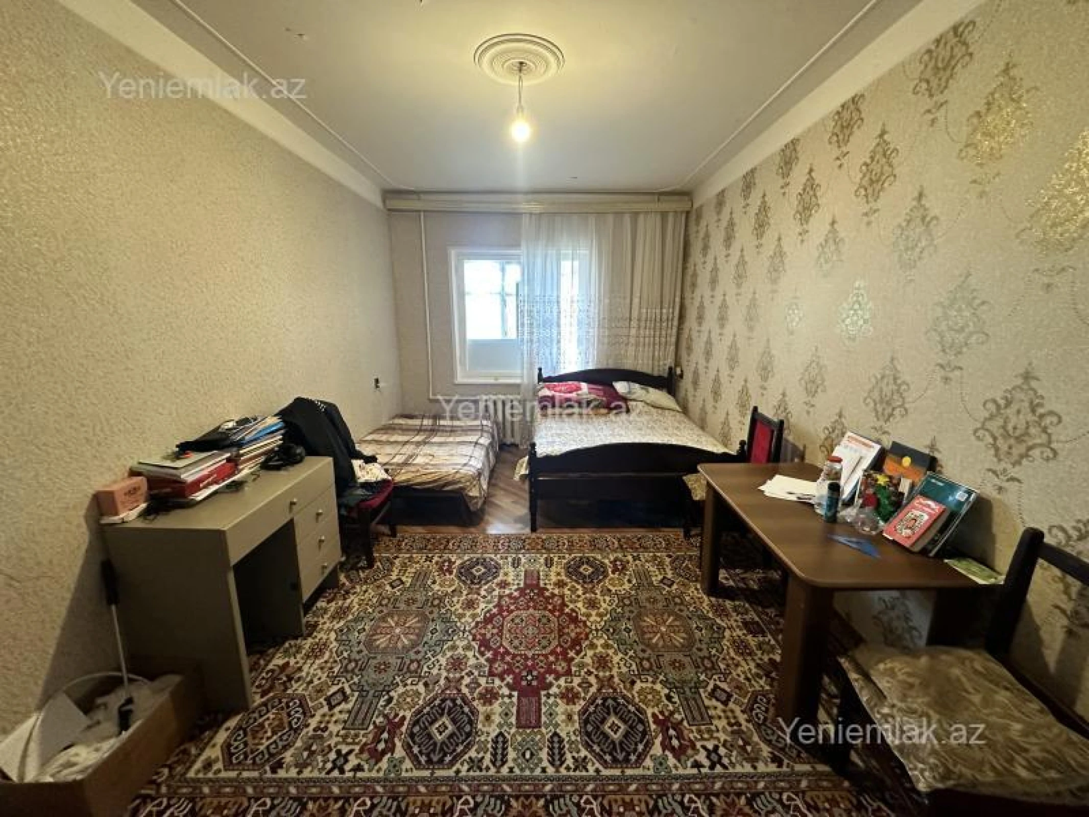Satılır 2 otaqlı köhnə tikili 60 m²
