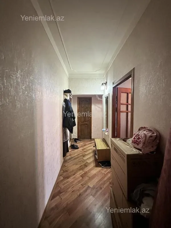 Satılır 2 otaqlı köhnə tikili 60 m²