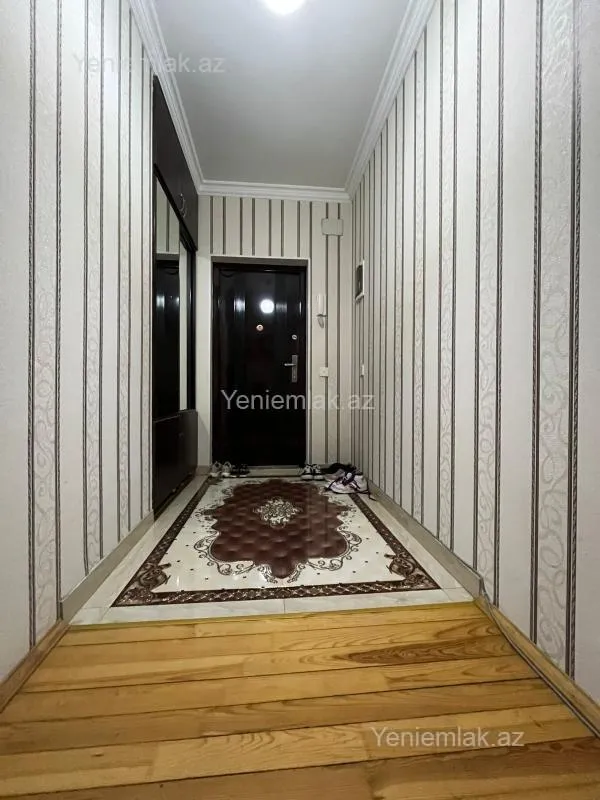 Satılır 2 otaqlı yeni tikili 82 m²