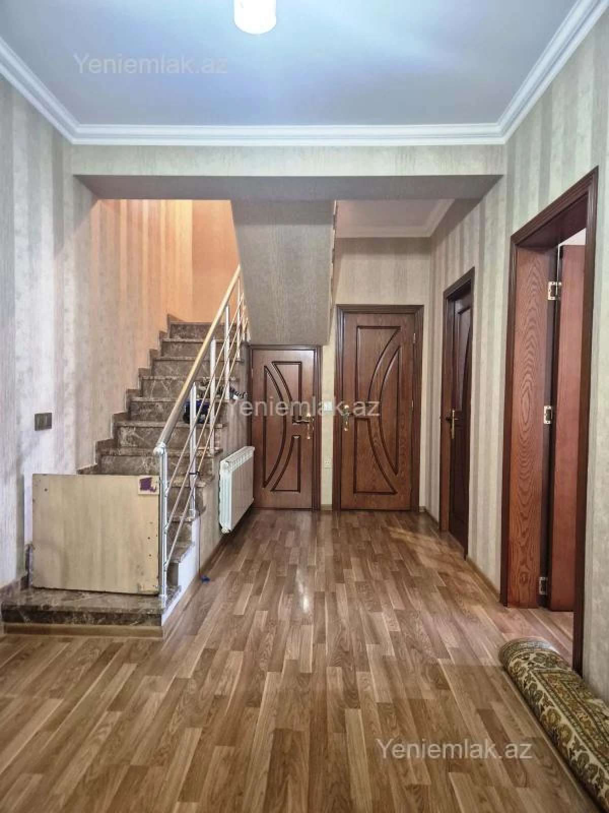 Satılır 4 otaqlı yeni tikili 200 m²