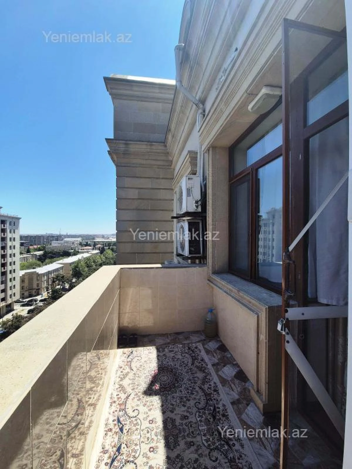 Satılır 4 otaqlı yeni tikili 200 m²