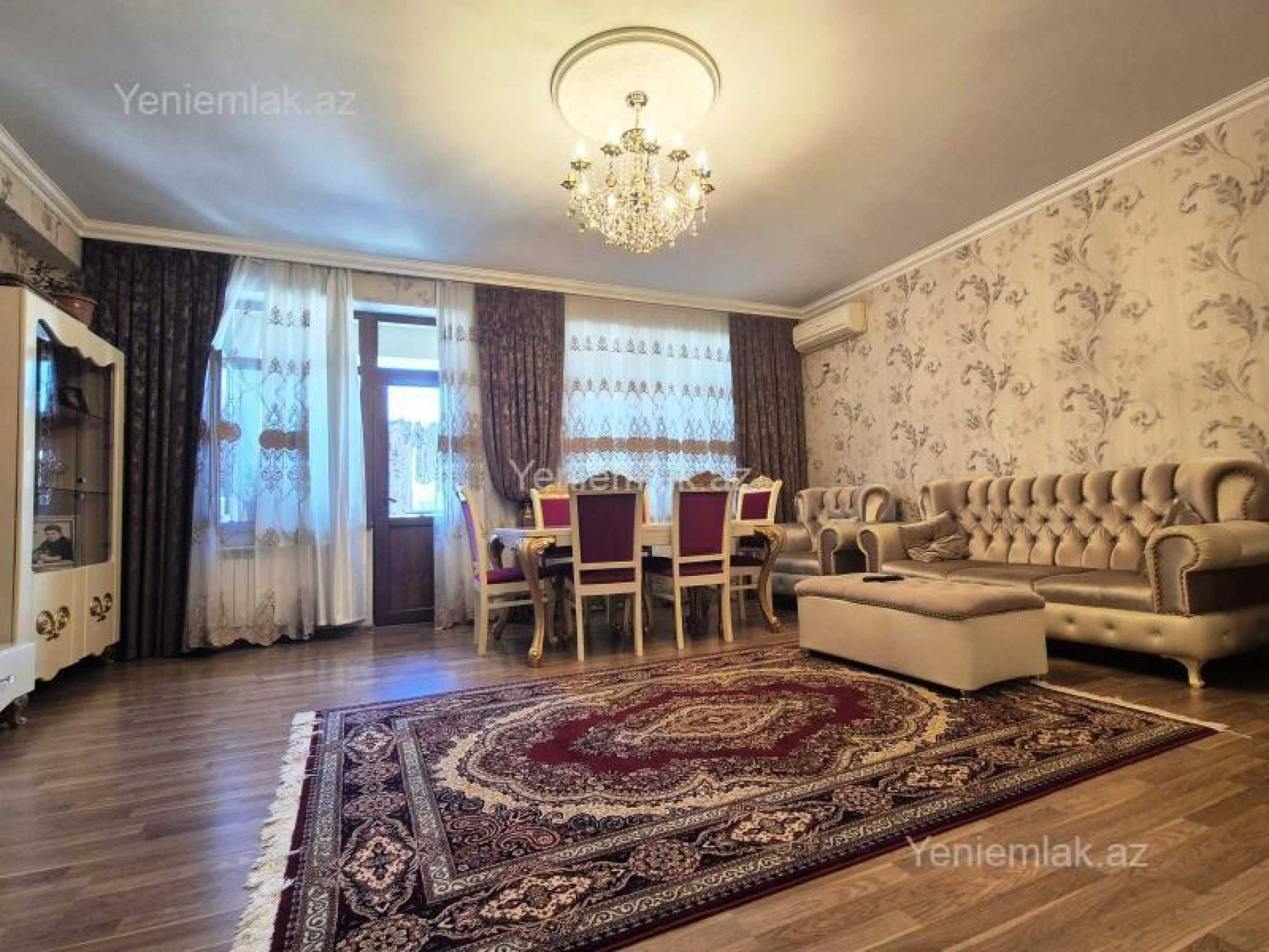 Satılır 4 otaqlı yeni tikili 200 m²