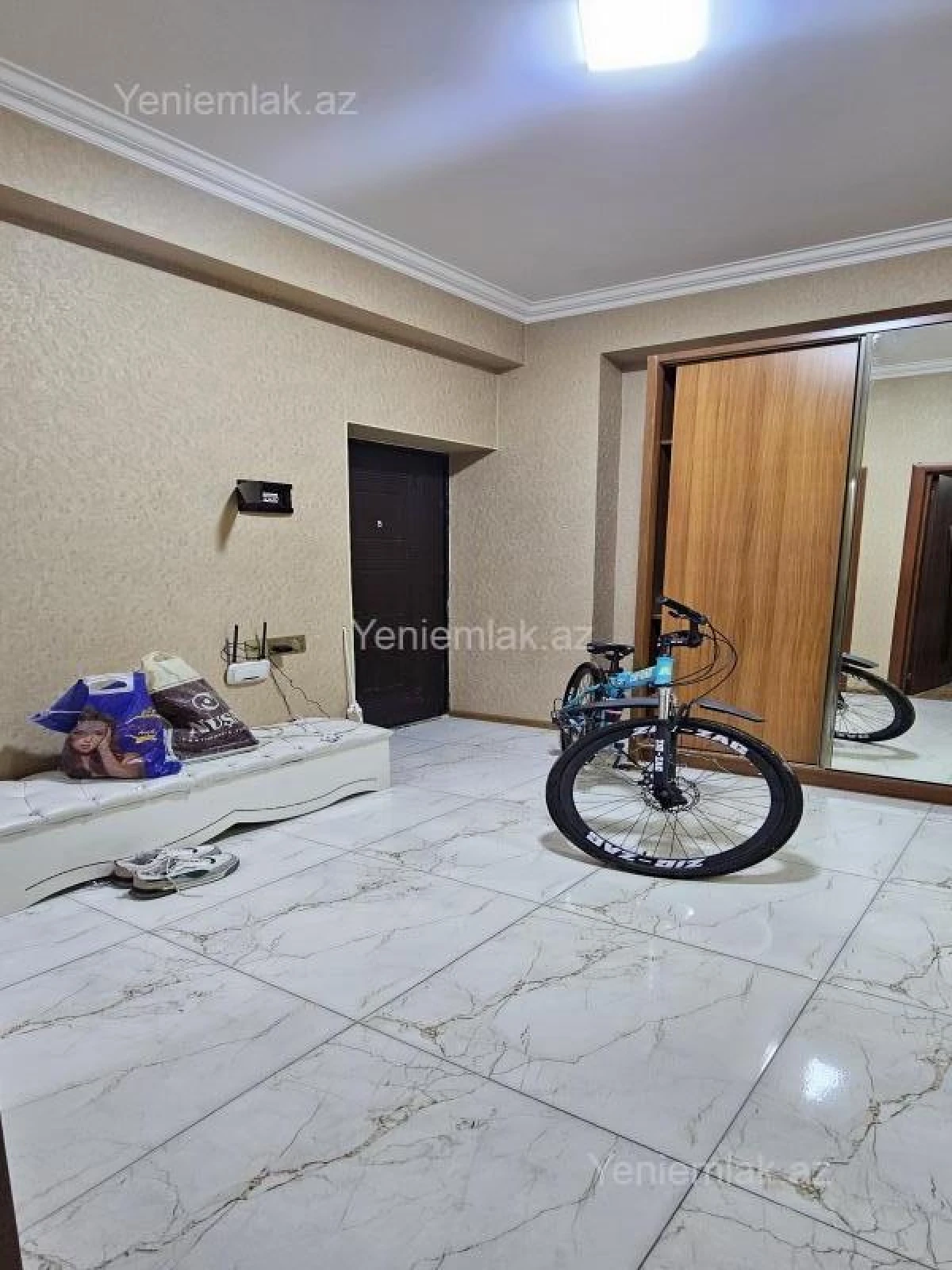 Satılır 2 otaqlı yeni tikili 65 m²