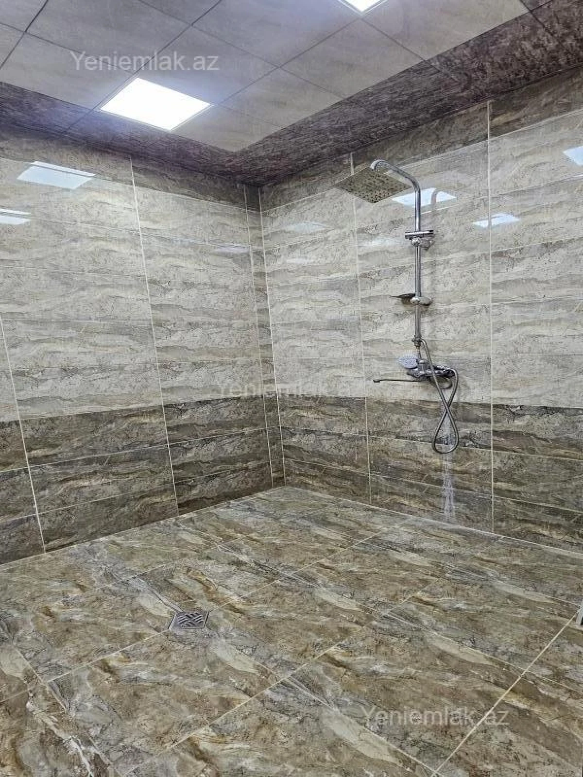 Satılır 2 otaqlı yeni tikili 65 m²