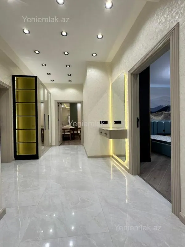 Satılır 3 otaqlı yeni tikili 90 m²