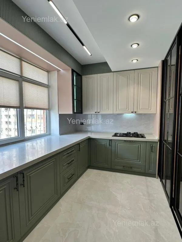 Satılır 3 otaqlı yeni tikili 90 m²