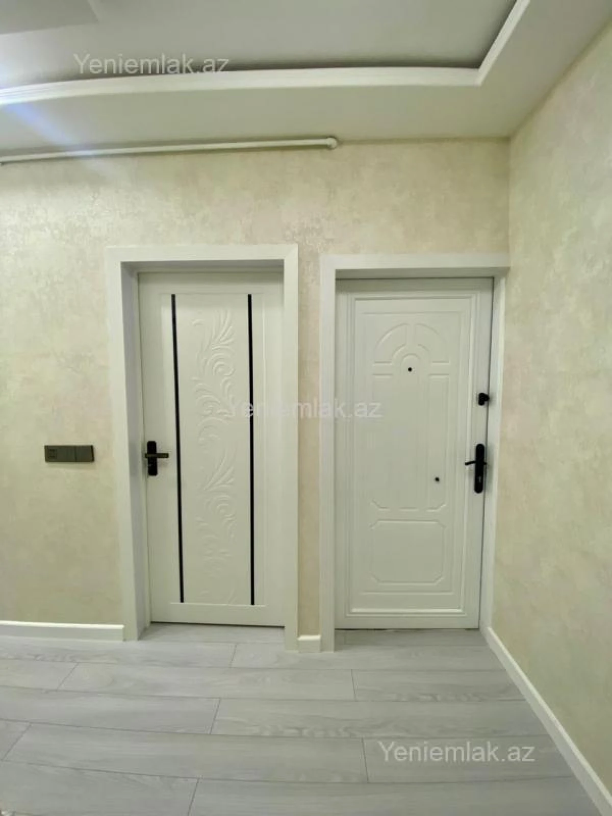 Satılır 2 otaqlı köhnə tikili 60 m²