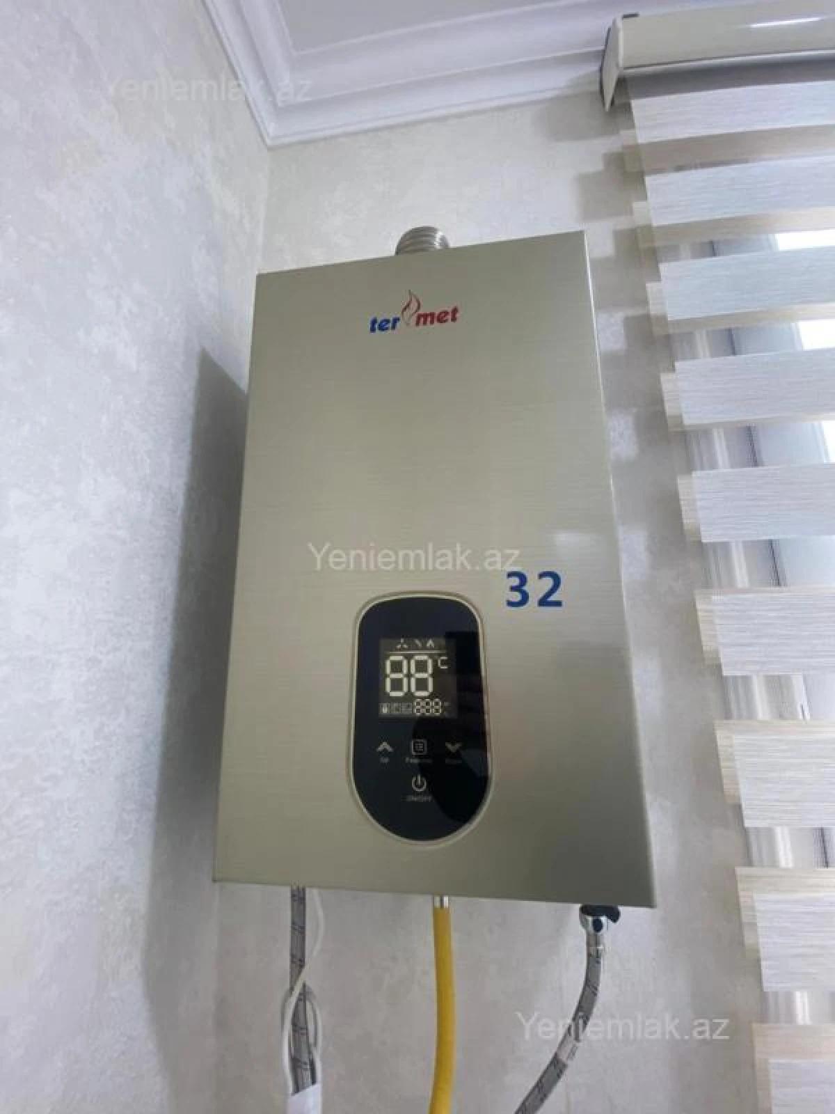 Satılır 2 otaqlı köhnə tikili 60 m²