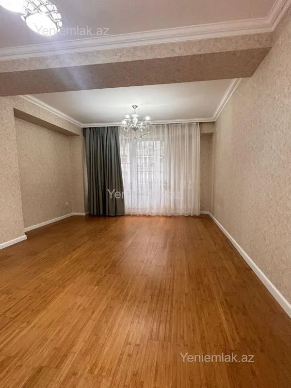 Satılır 2 otaqlı yeni tikili 80 m²