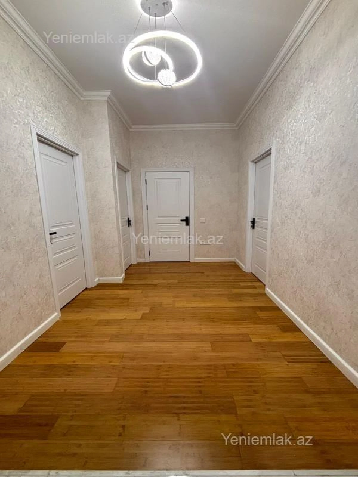 Satılır 2 otaqlı yeni tikili 80 m²