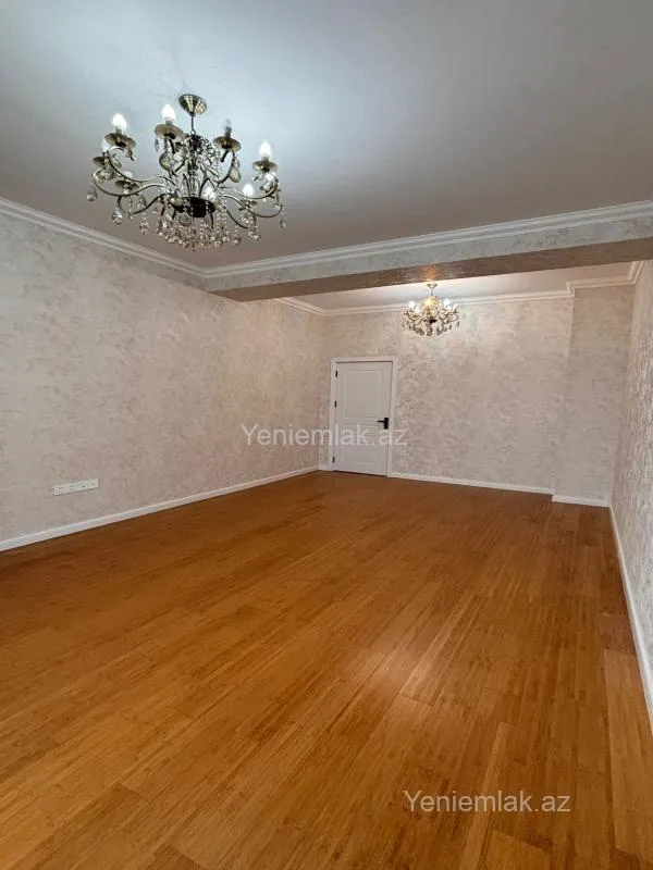 Satılır 2 otaqlı yeni tikili 80 m²