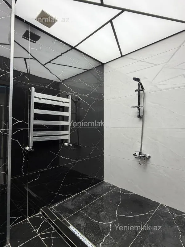 Satılır 3 otaqlı yeni tikili 93 m²