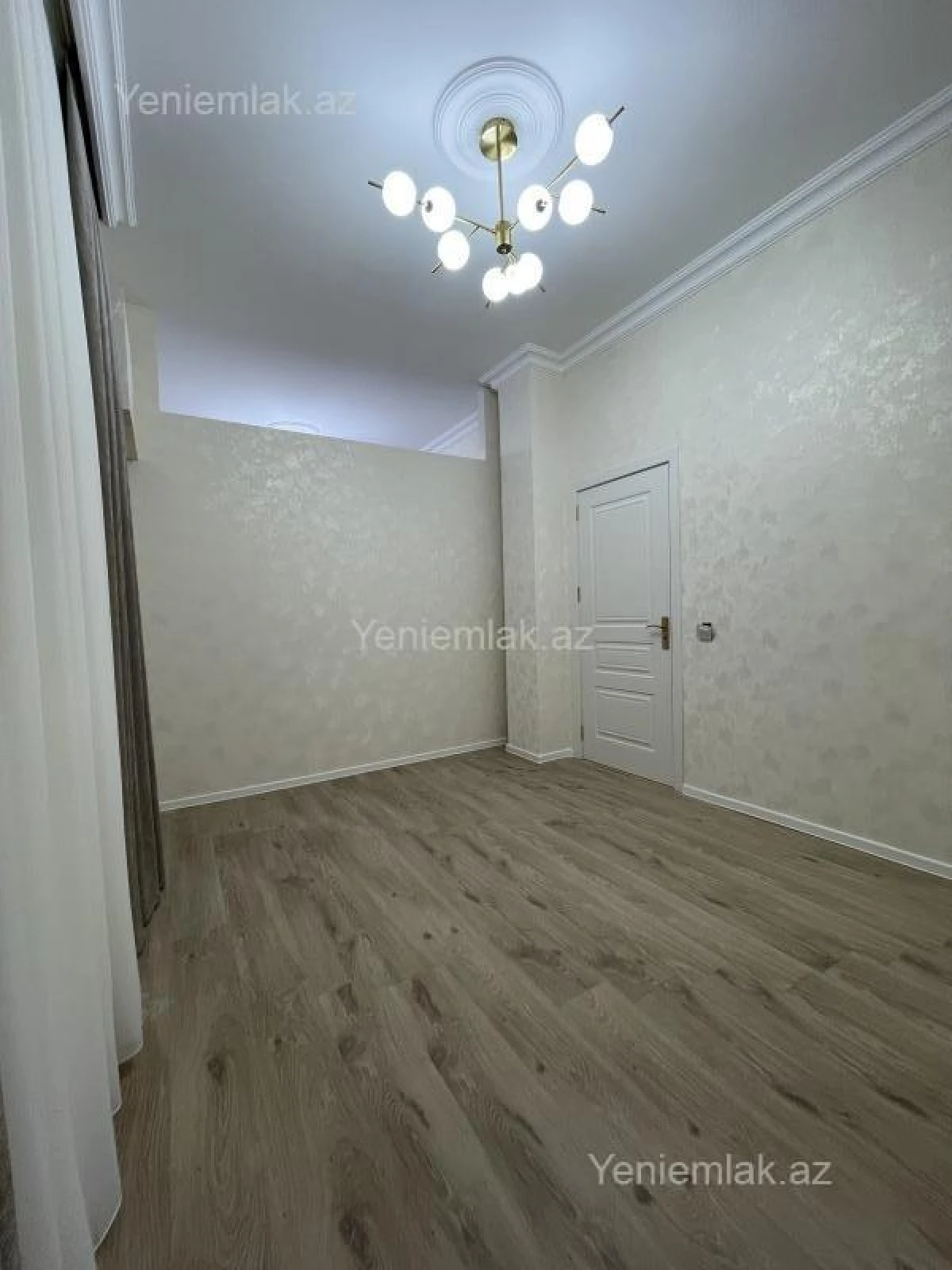 Satılır 3 otaqlı yeni tikili 73 m²