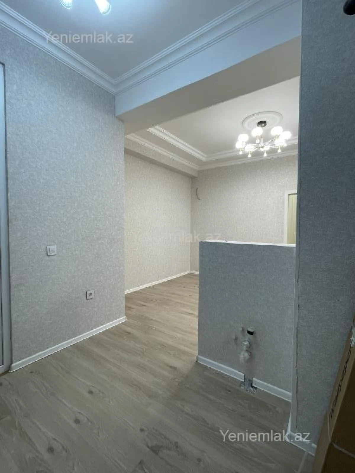 Satılır 3 otaqlı yeni tikili 73 m²