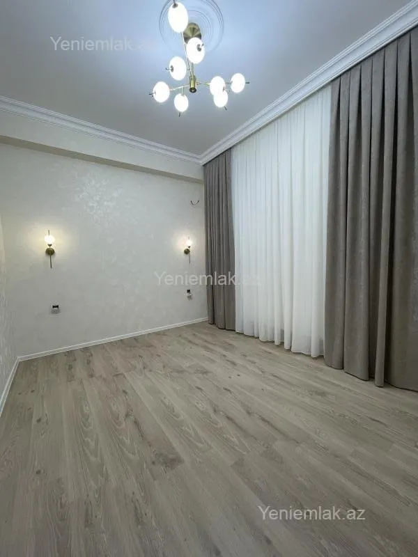Satılır 3 otaqlı yeni tikili 73 m²