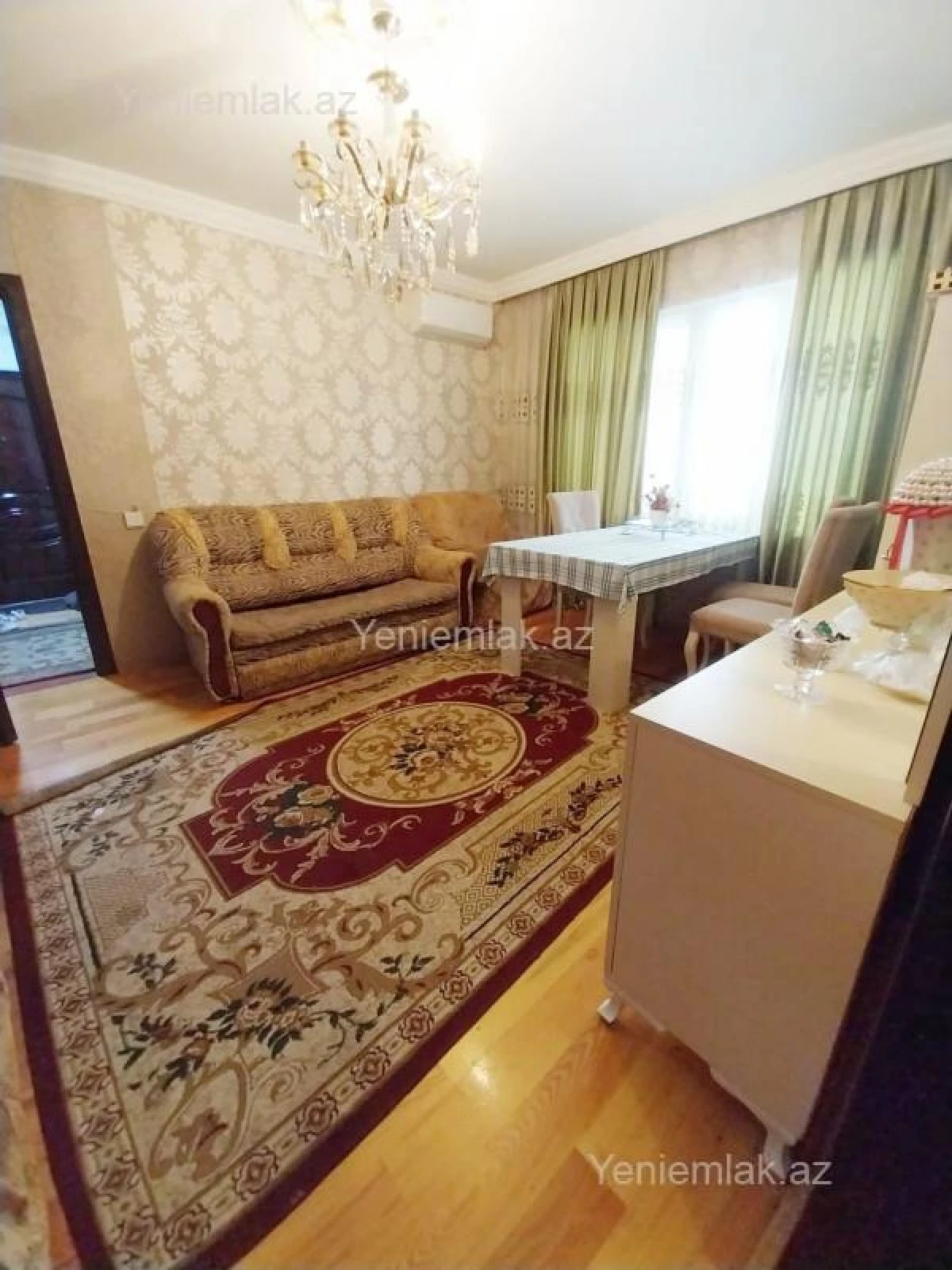 Satılır 4 otaqlı köhnə tikili 84 m²