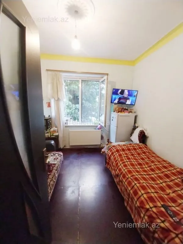 Satılır 4 otaqlı köhnə tikili 84 m²