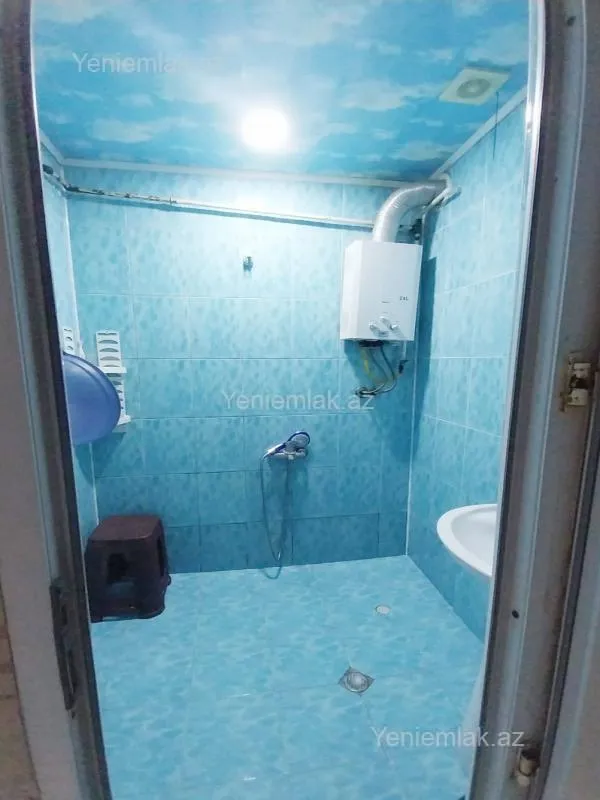 Satılır 4 otaqlı köhnə tikili 84 m²