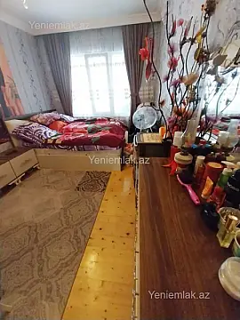 Satılır 4 otaqlı köhnə tikili 84 m²