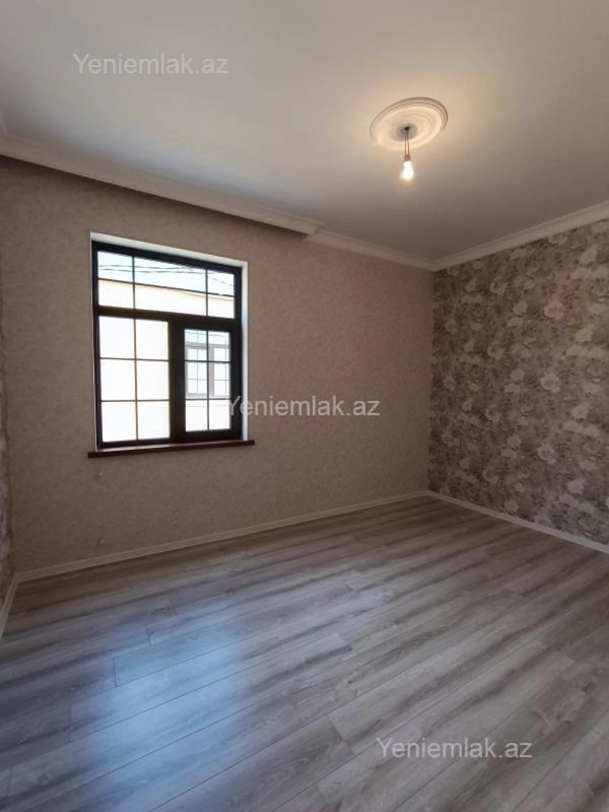 Satılır 4 otaqlı həyət evi 100 m²