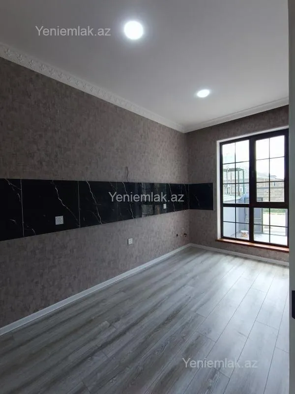 Satılır 4 otaqlı həyət evi 100 m²
